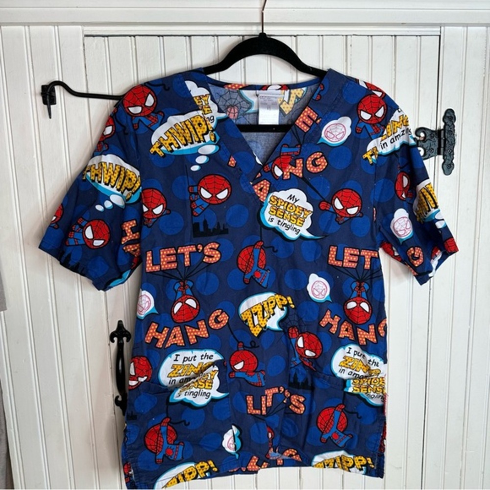 Marvel Spider Man Women’s Scrub Top size XS